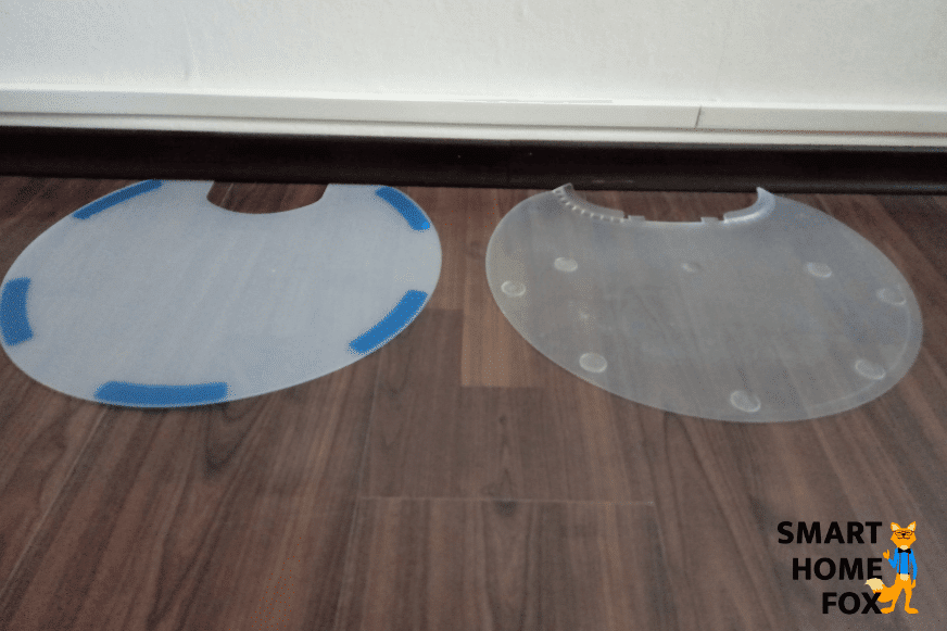 Wasserfeste Untersetzer des Roborock S6 und des S6 MaxV liegen nebeneinander auf dem Boden